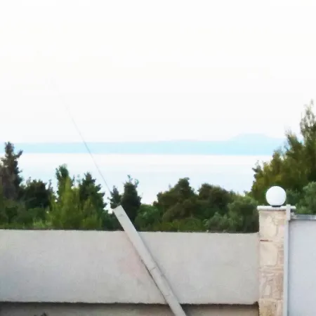 Emerald With Sea View Apartment Kriopigi